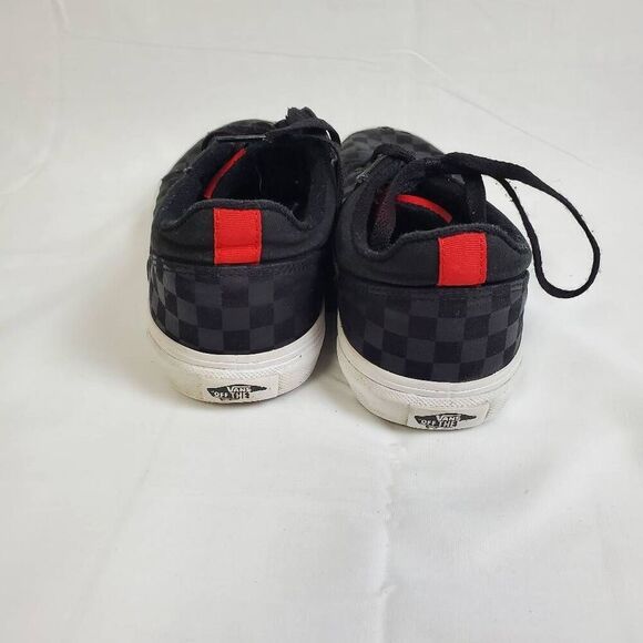 Vans Black Checkerboard Skate Shoes Youth 6.5 / Women’s 8 Black Red Low Top Snea - Picture 5 of 10